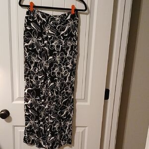 White House Black Market Black and White Floral Wide Leg Pants